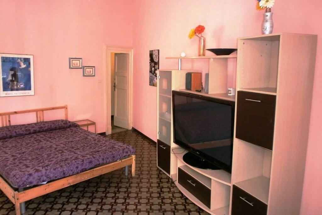 Three Rooms Near Central Station Catania Luaran gambar